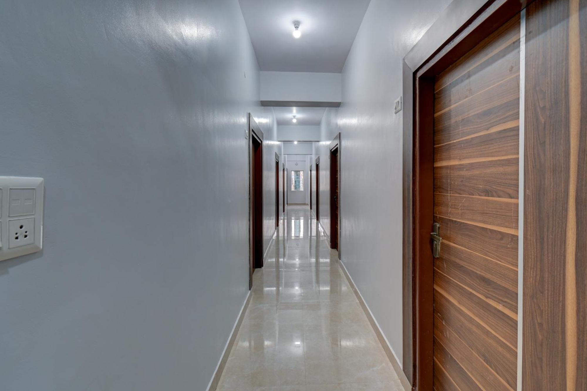 Hotel Cloud 9 Luxury Stay マイソール エクステリア 写真
