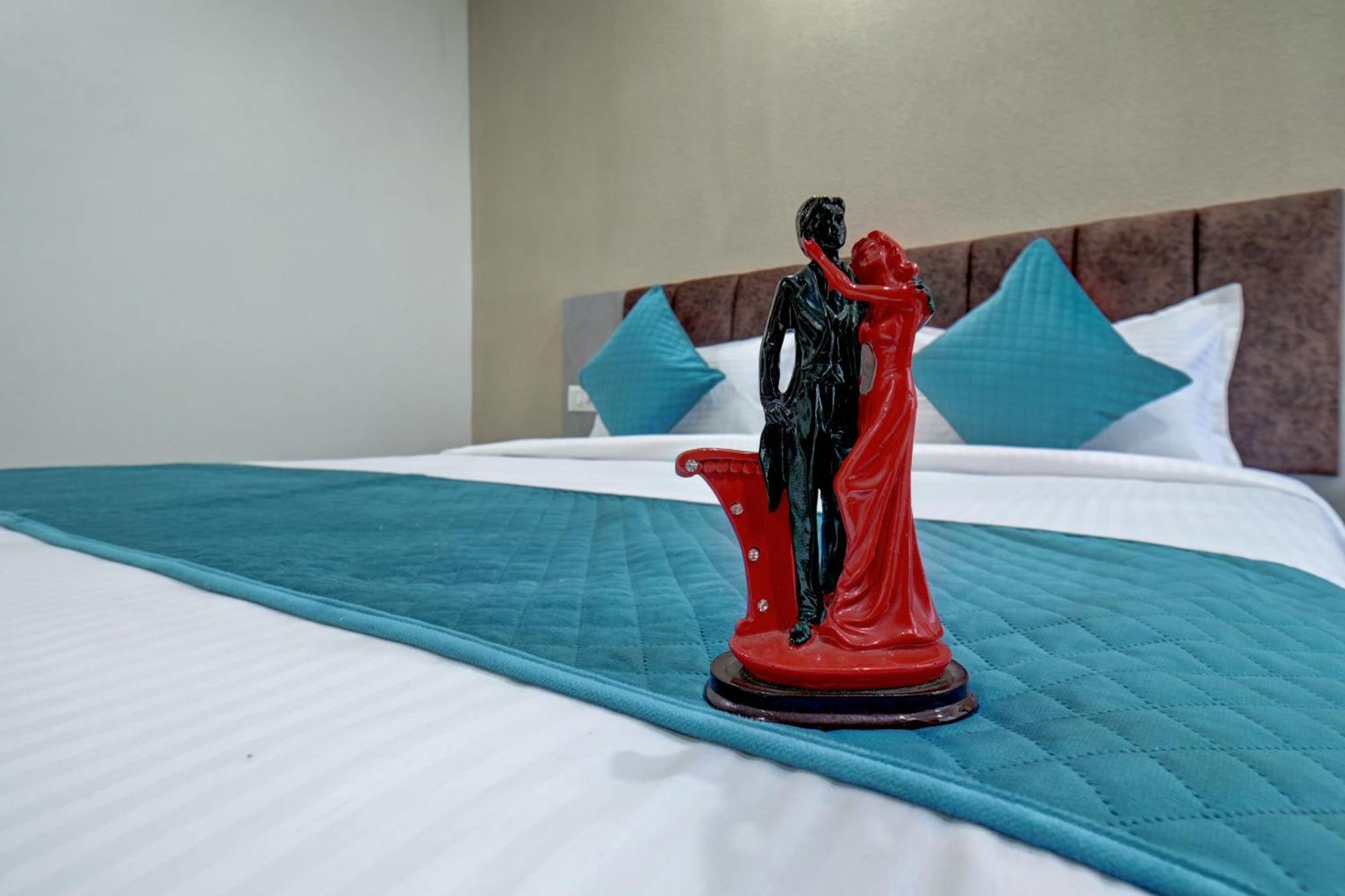 Hotel Cloud 9 Luxury Stay マイソール エクステリア 写真